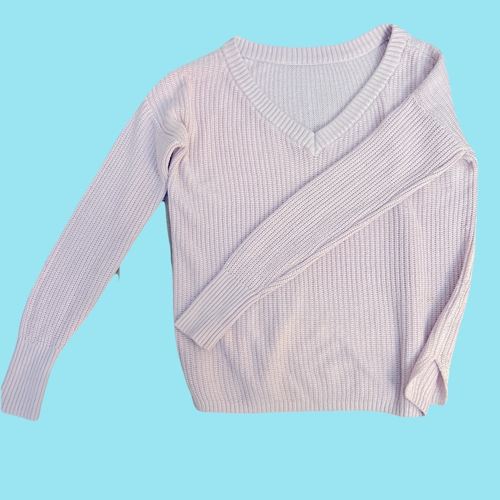 V-Neck Light Pink casual sweater
